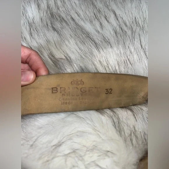 Bridget Shuster Studded Peace Sign Belt - Picture 5 of 6